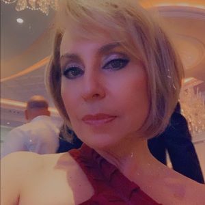 Meet your Posher, Inna